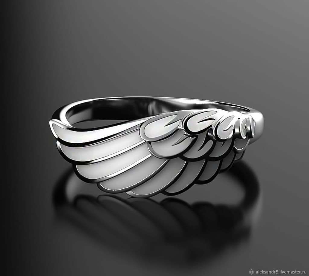 Men's silver wing ring